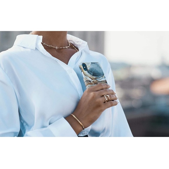 iDeal Of Sweden Mobile Phone Case for iPhone 8 / iPhone 7 /
iPhone 6 / iPhone 6s - Picture 4 of 5